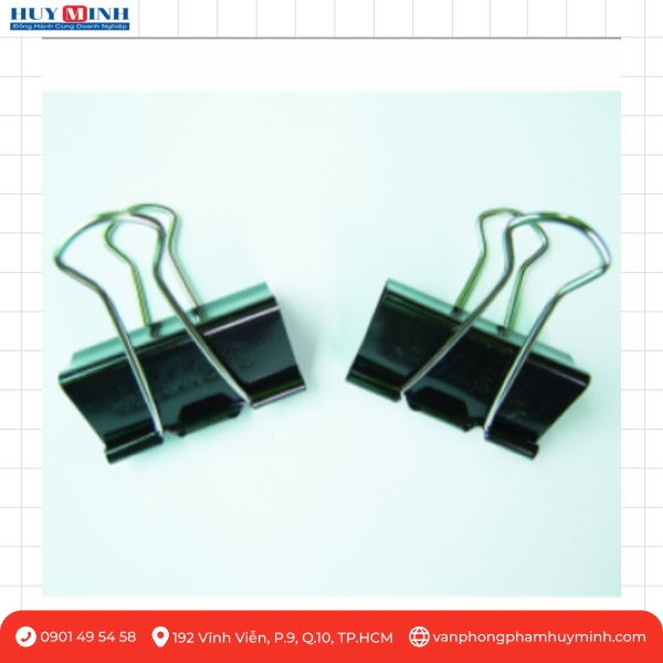 Kẹp bướm là một trong những vật dụng văn phòng phẩm quen thuộc và phổ biến trong môi trường học tập và làm việc. Tuy nhỏ gọn, nhưng loại kẹp này có nhiều công dụng tuyệt vời giúp tổ chức tài liệu hiệu quả và thông minh hơn. Trong bài viết này, Văn phòng phẩm Huy Minh sẽ chia sẻ các mẹo sử dụng kẹp bướm để hỗ trợ việc học tập, giúp bạn quản lý tài liệu một cách tiện lợi và sáng tạo.